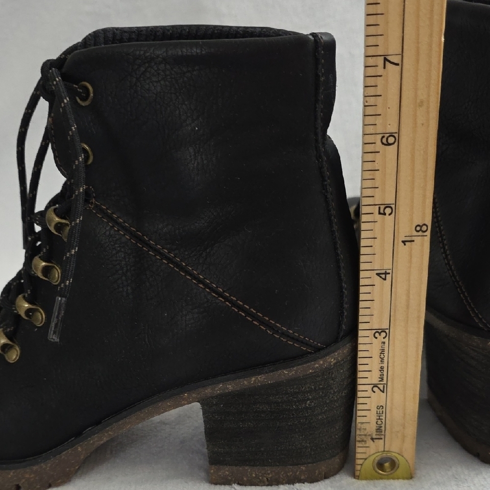 Korks Black Lace Up Ankle Boots Womens Size 8.5 Block Heel Combat Style - Picture 4 of 8